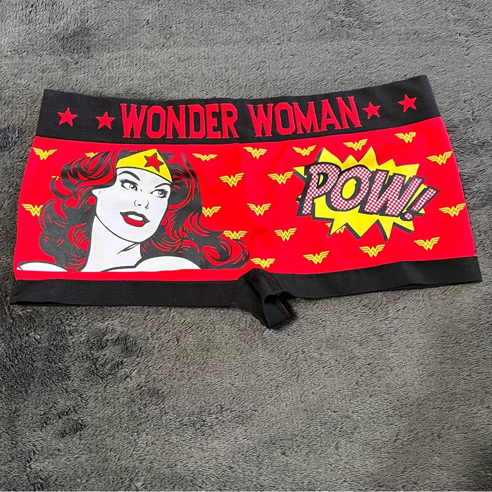 Wonder Woman Red Graphic Panties